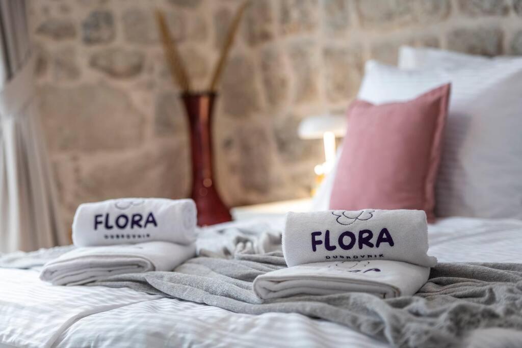 Flora-Heartbeat Old City Three Bedrooms Apartment 杜布罗夫尼克 外观 照片
